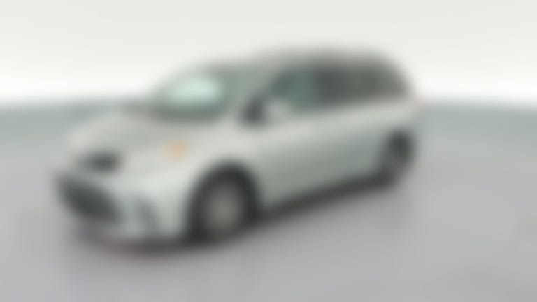 2020 Toyota Sienna vehicle photo