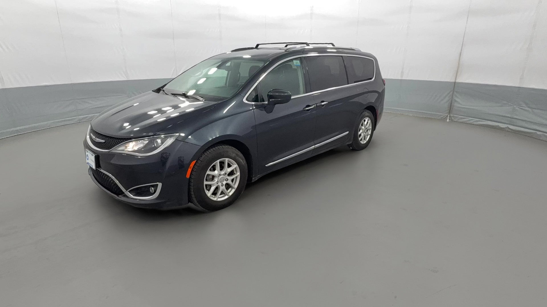 2020 Chrysler Pacifica vehicle photo