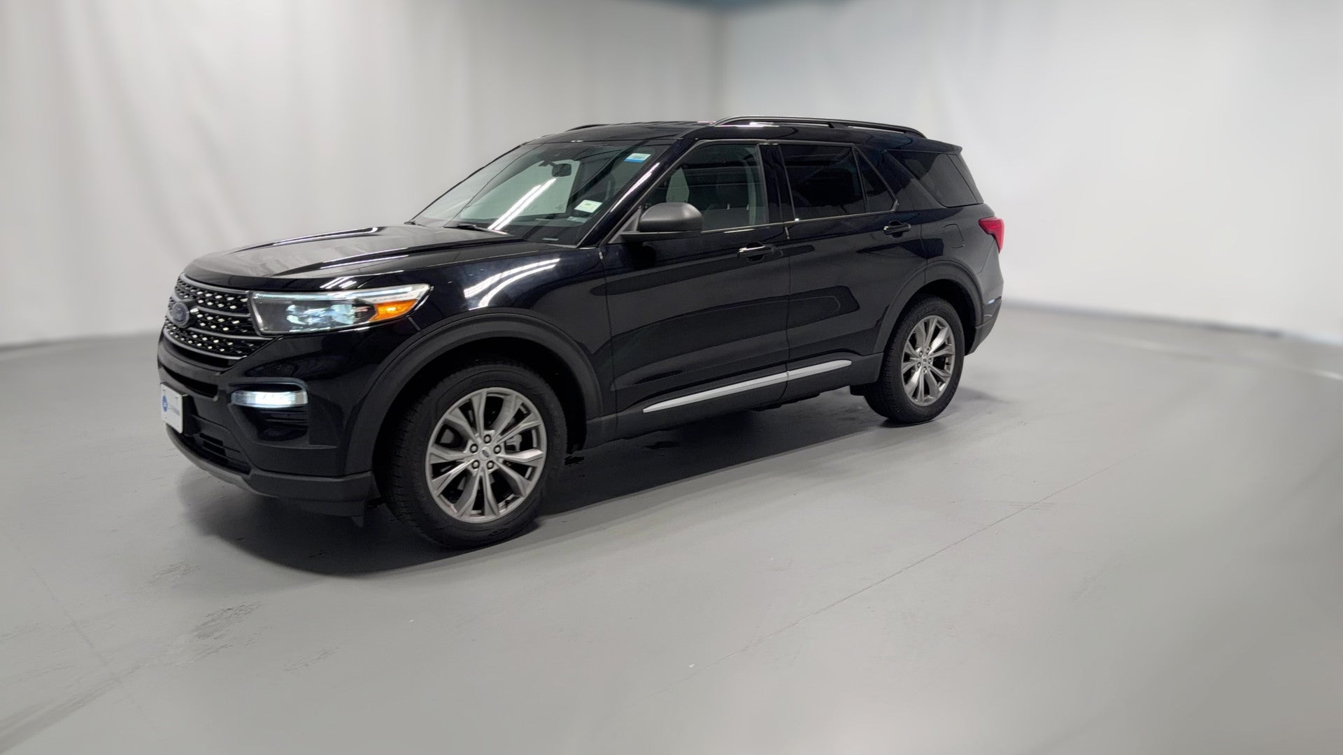 2020 Ford Explorer vehicle photo