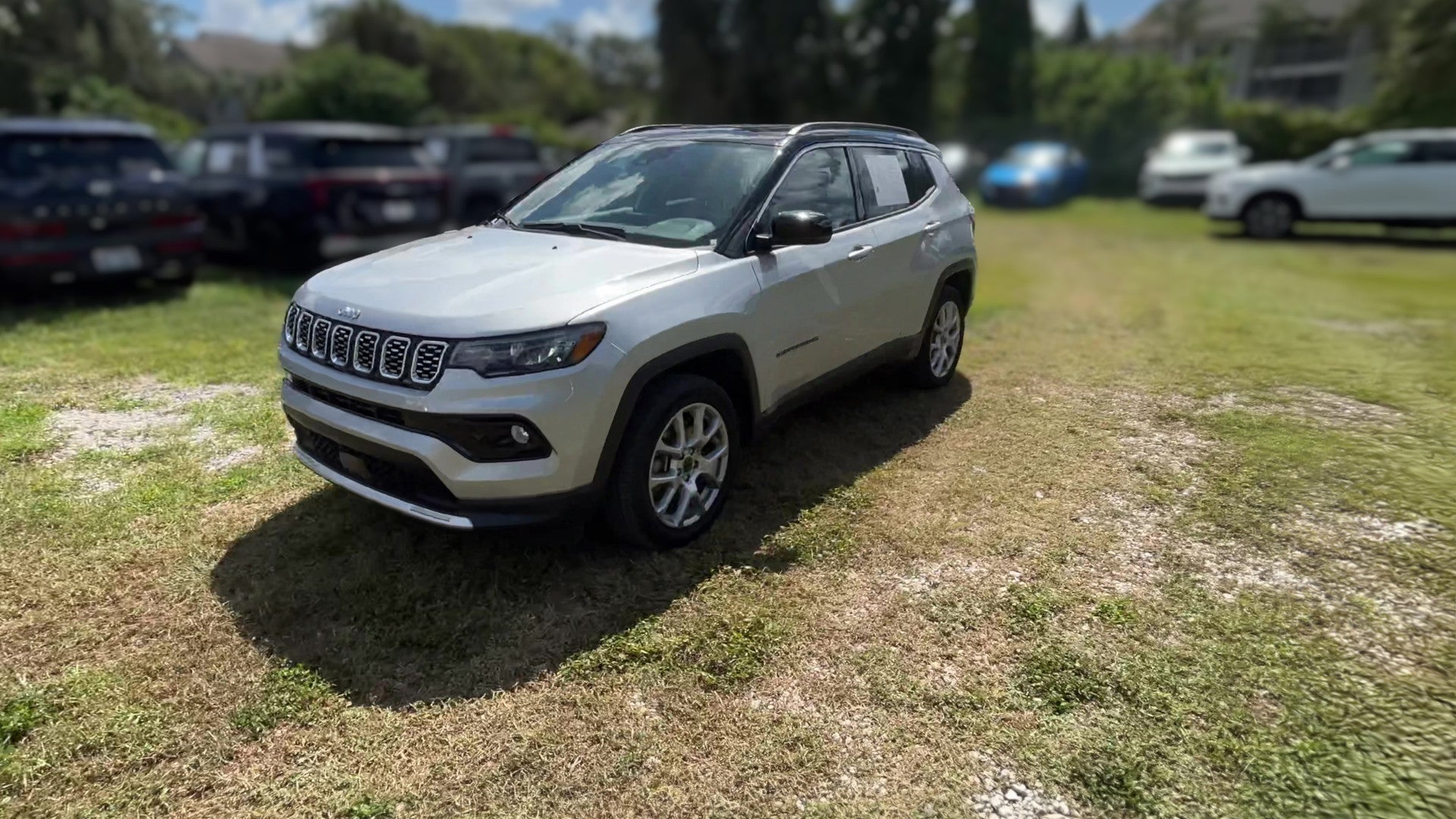2025 Jeep Compass vehicle photo