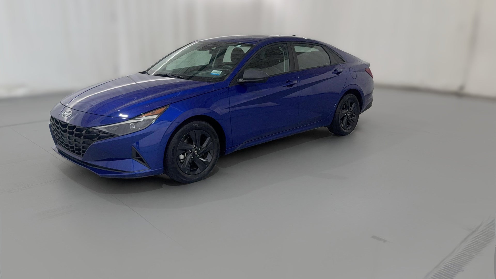 2023 Hyundai Elantra vehicle photo