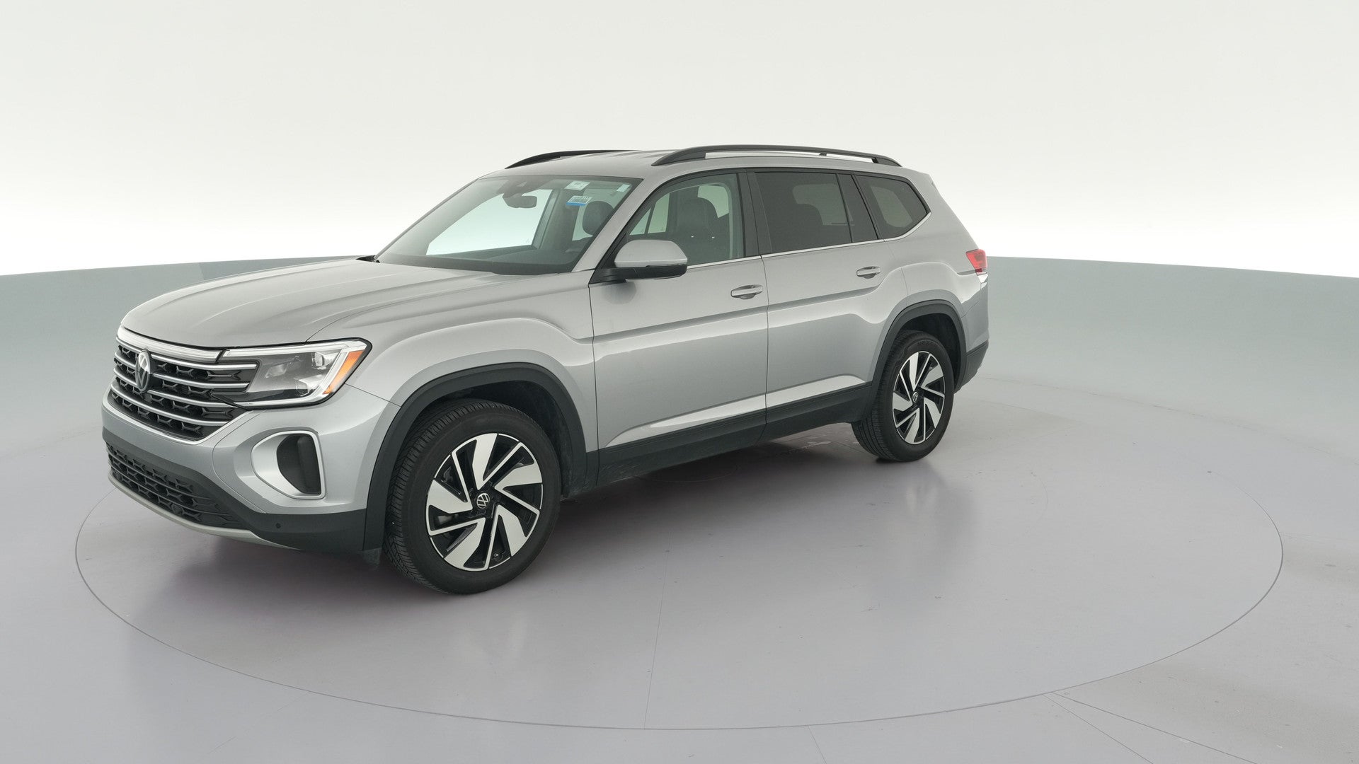 2025 Volkswagen Atlas vehicle photo