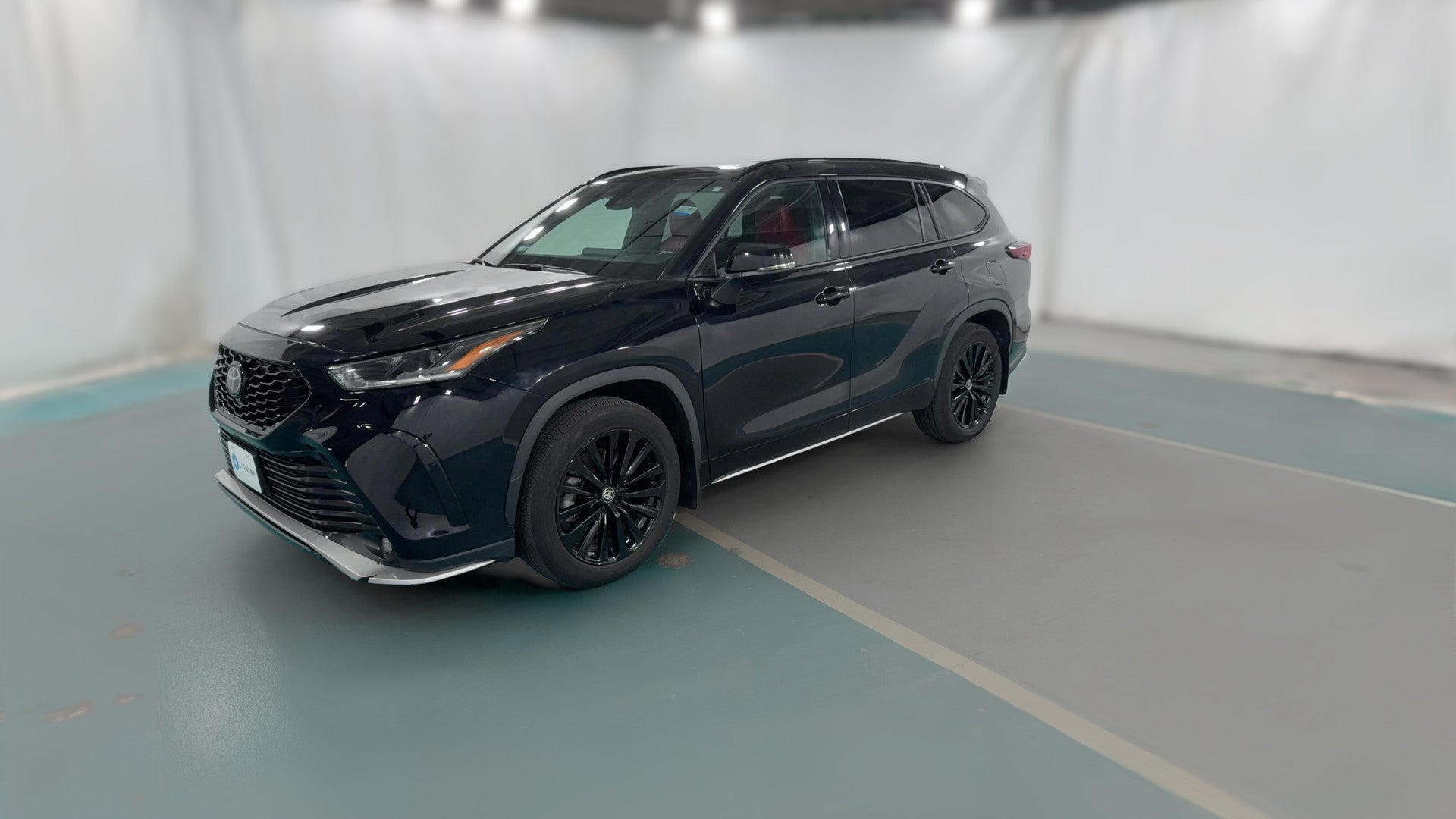 2024 Toyota Highlander vehicle photo