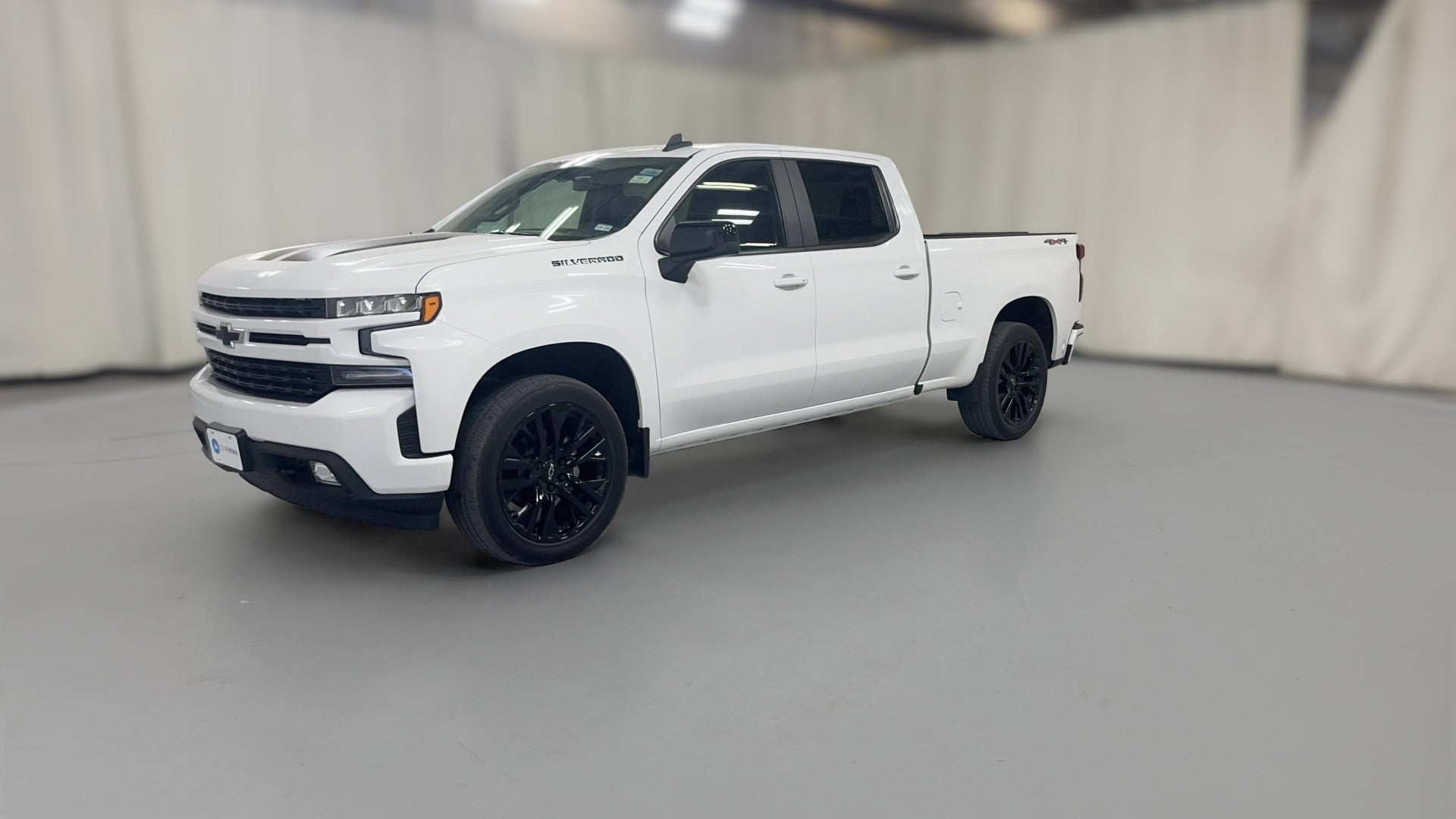2022 Chevrolet Silverado 1500 Limited Crew Cab vehicle photo