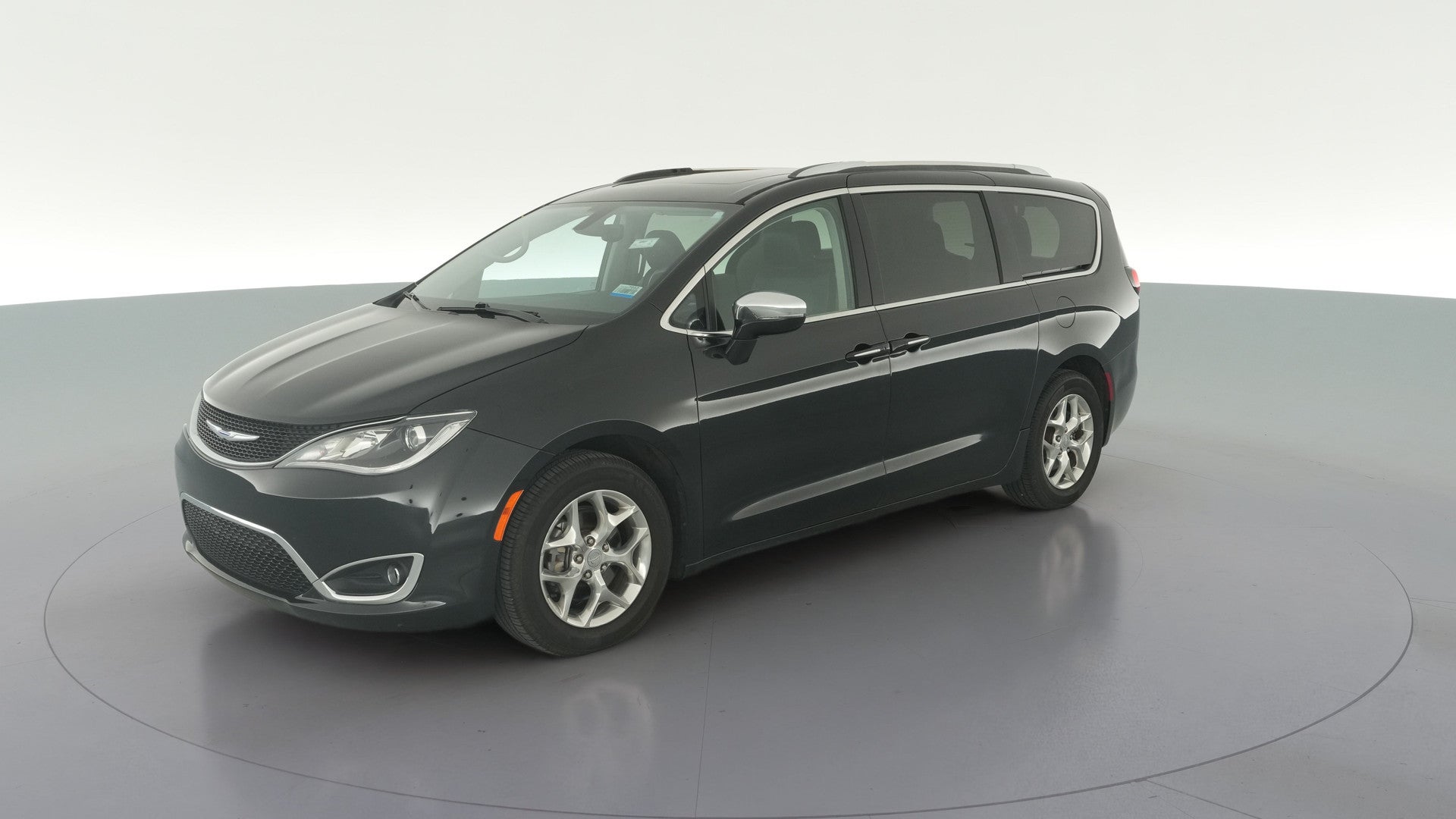 2019 Chrysler Pacifica vehicle photo
