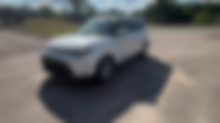 2025 Kia Soul vehicle photo