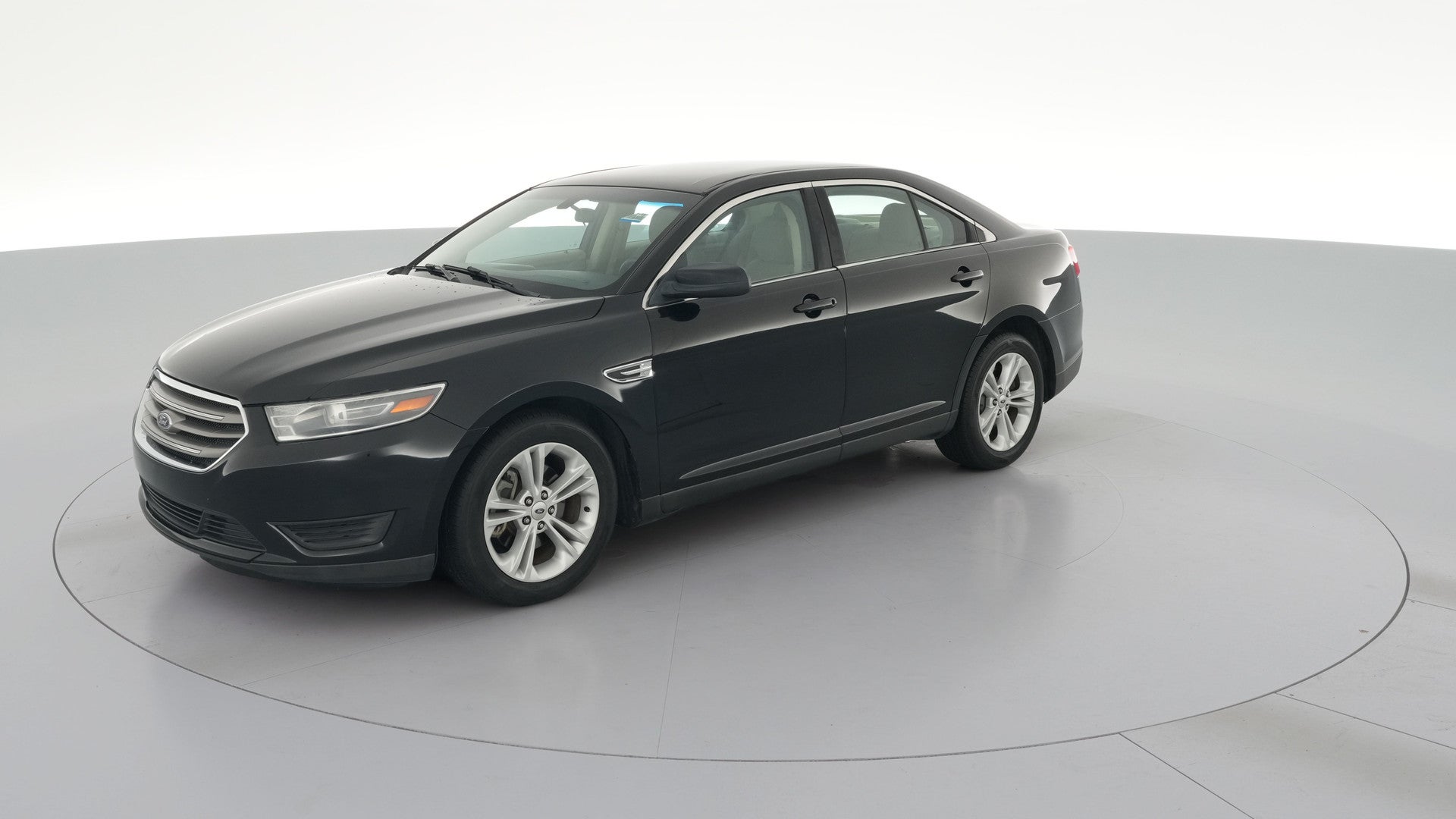 2019 Ford Taurus vehicle photo