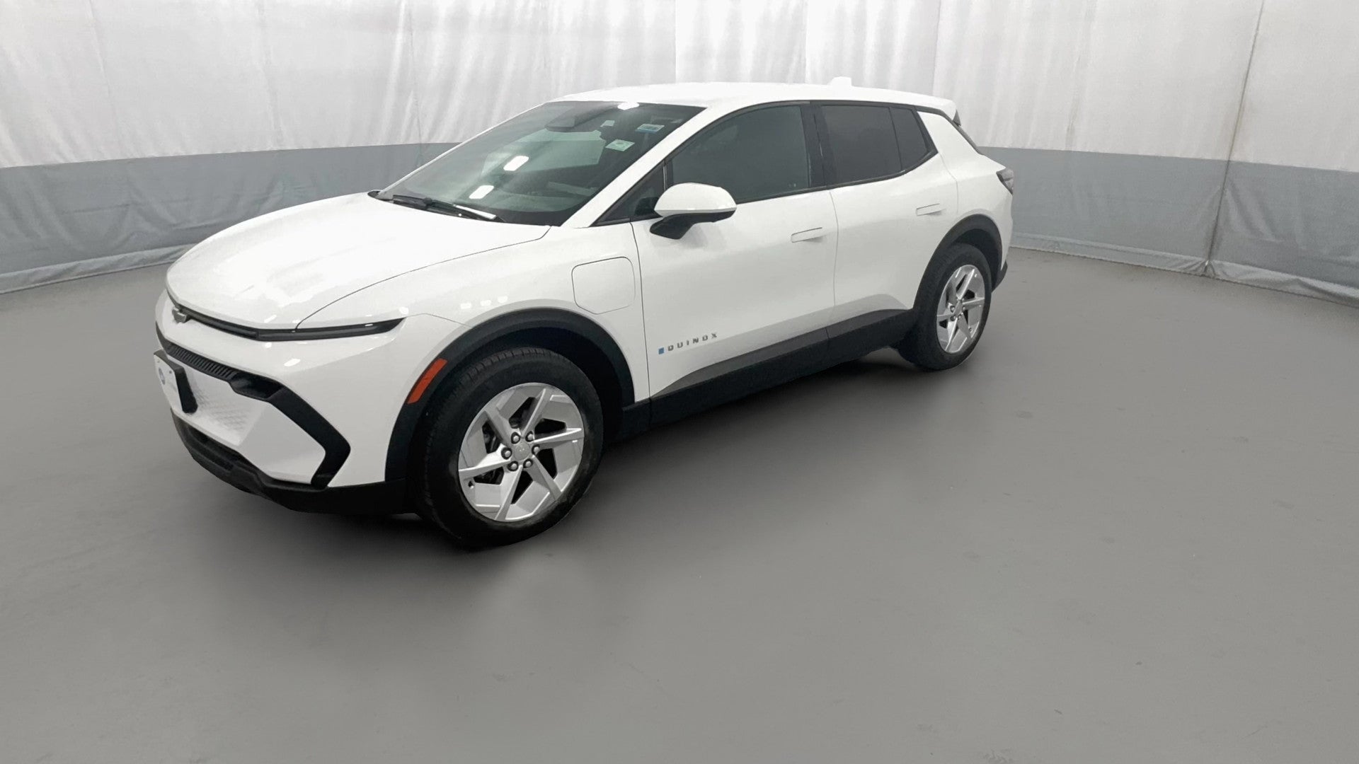 2025 Chevrolet Equinox EV vehicle photo