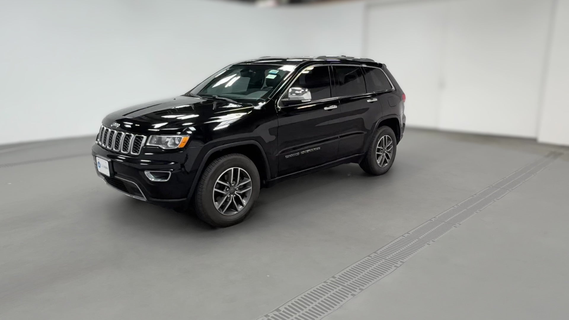 2019 Jeep Grand Cherokee vehicle photo