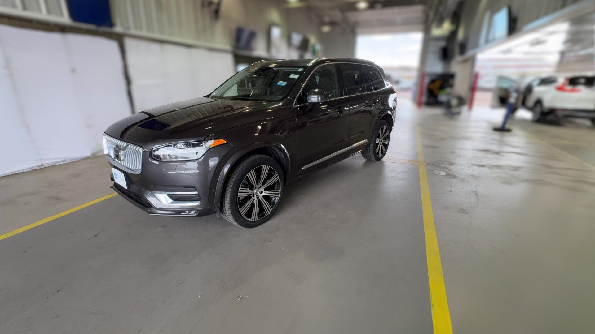 2024 Volvo XC90 vehicle photo