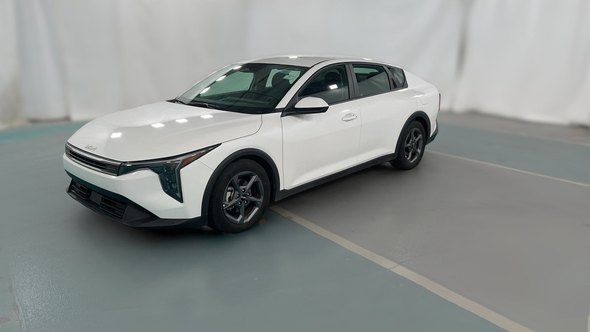 2025 Kia K4 vehicle photo