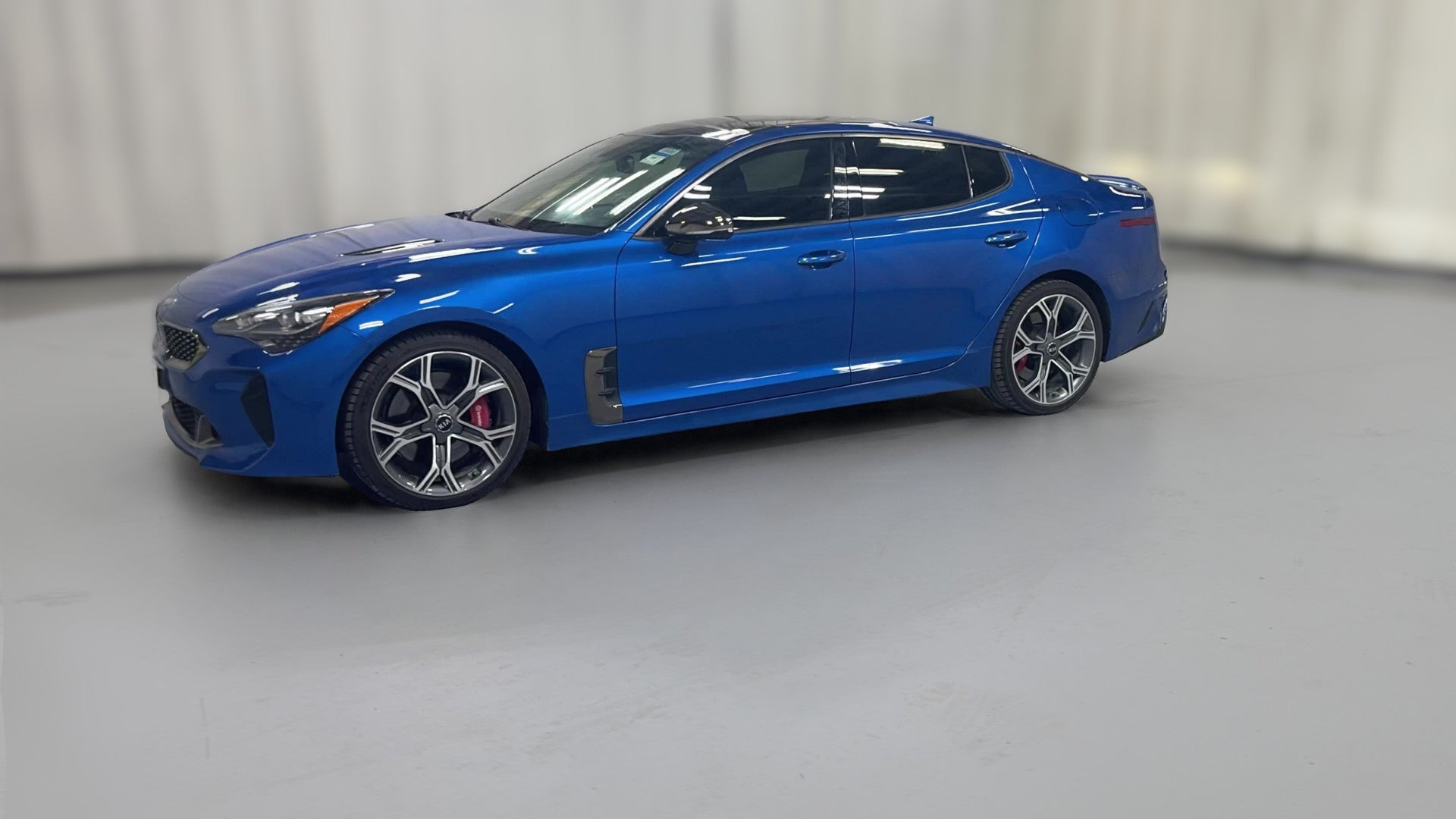 2020 Kia Stinger vehicle photo