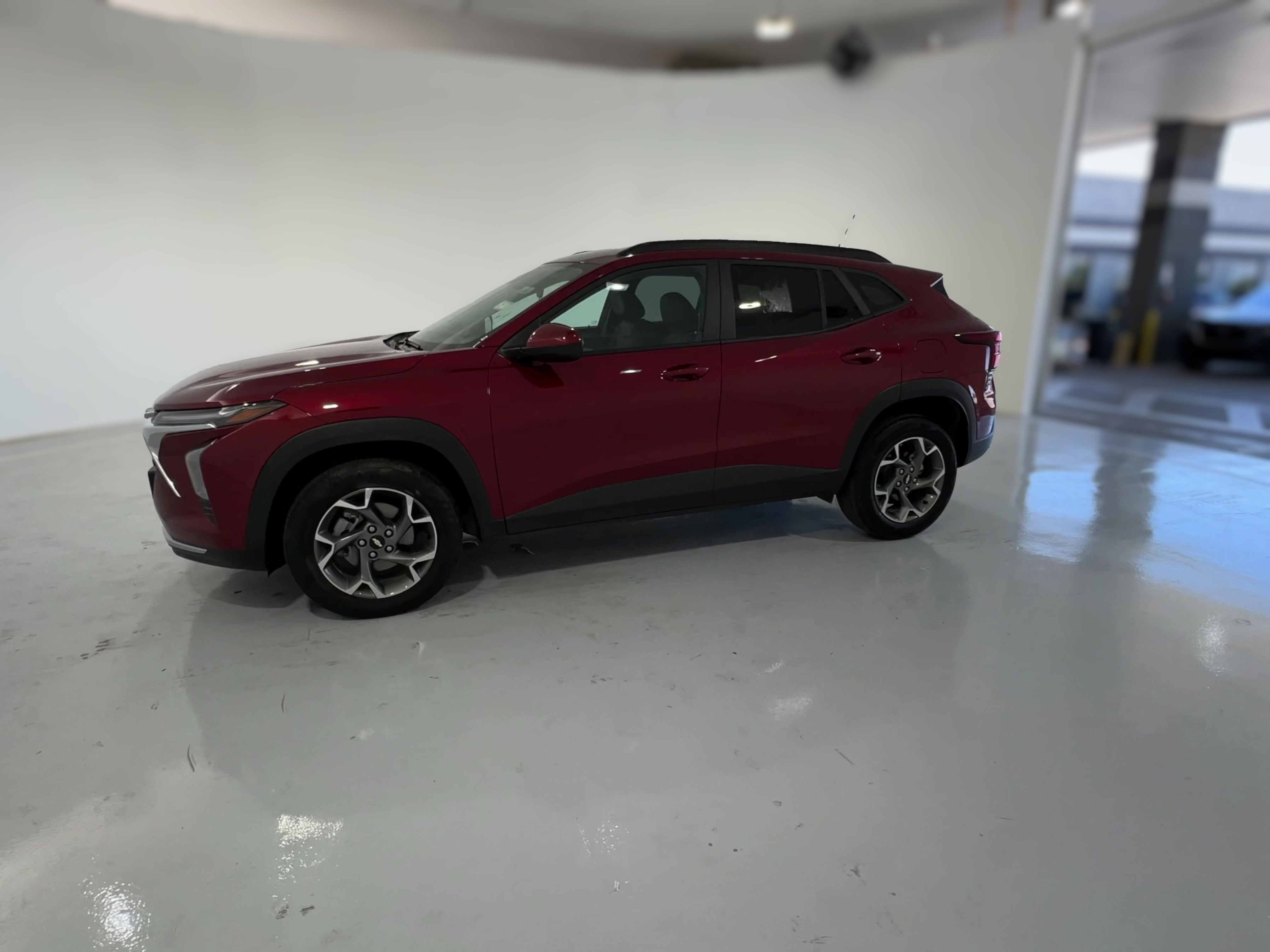 2025 Chevrolet Trax LT - Photo 23
