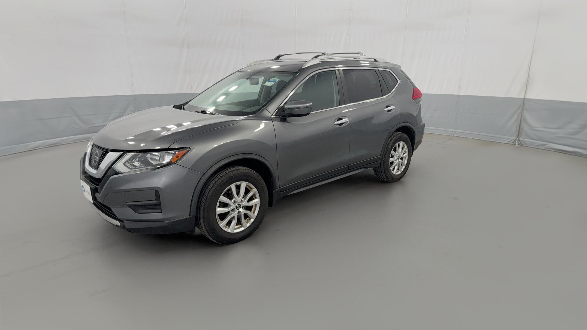 2017 Nissan Rogue vehicle photo