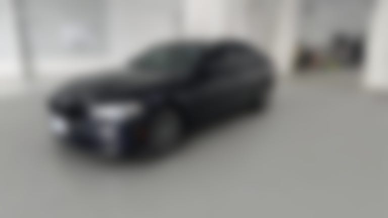 2018 BMW 5 Series vehicle photo