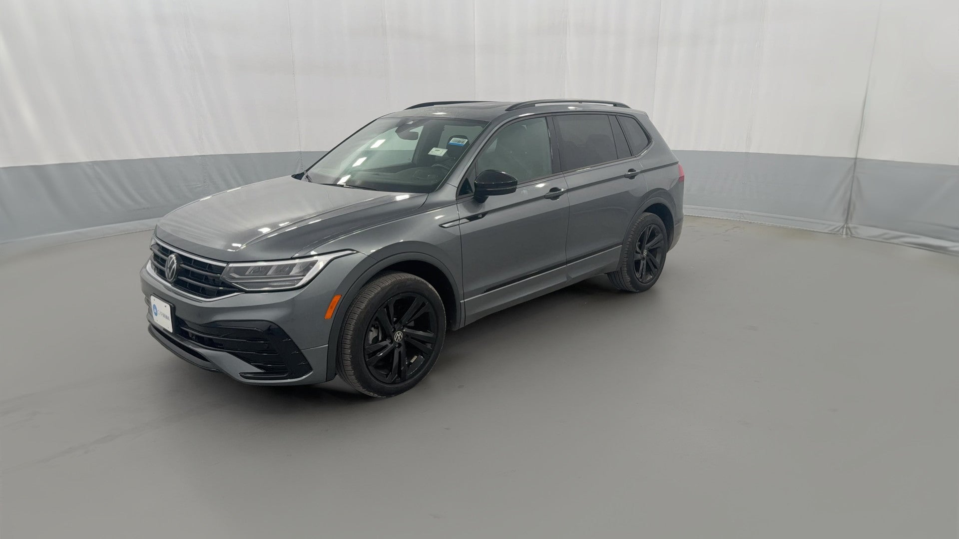 2024 Volkswagen Tiguan vehicle photo