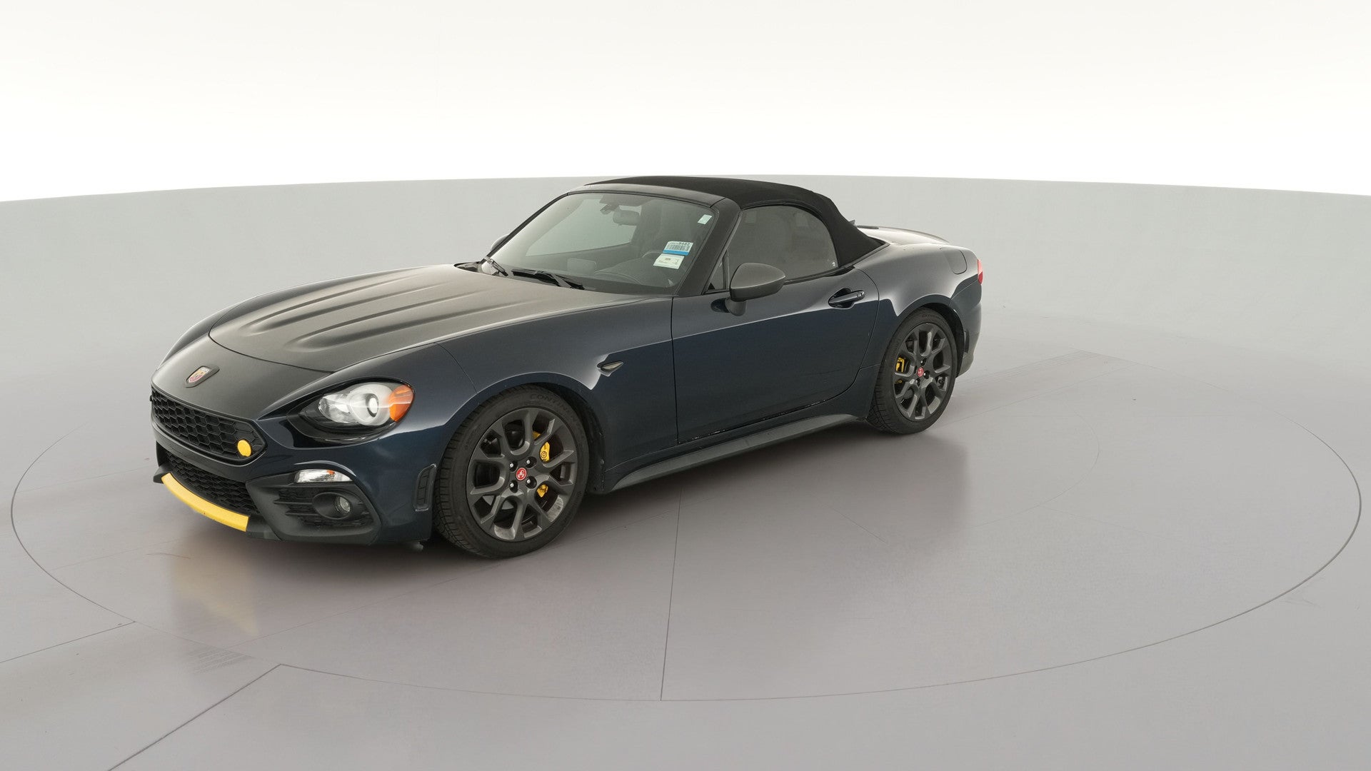 2018 FIAT 124 Spider vehicle photo