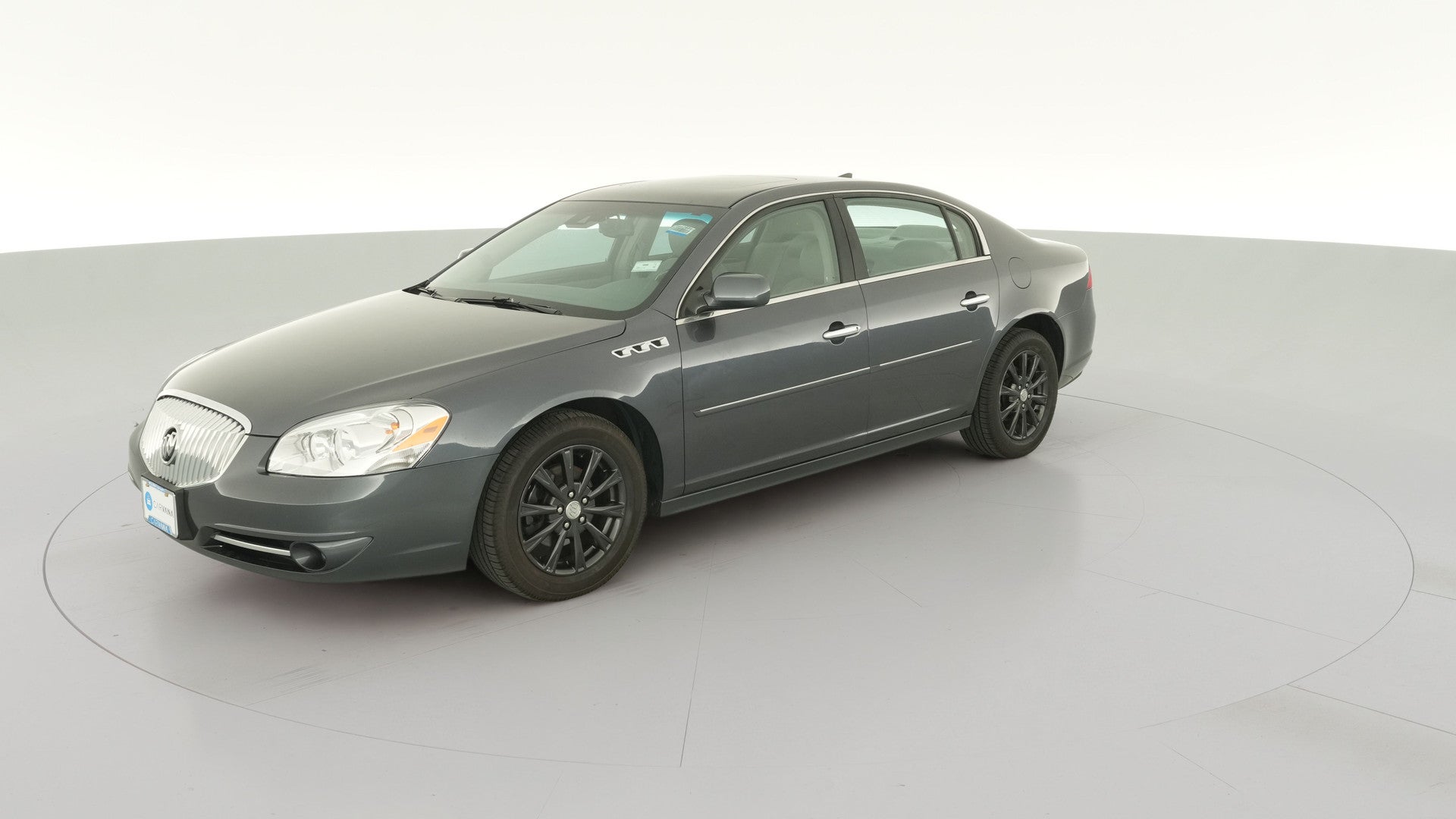 2010 Buick Lucerne vehicle photo