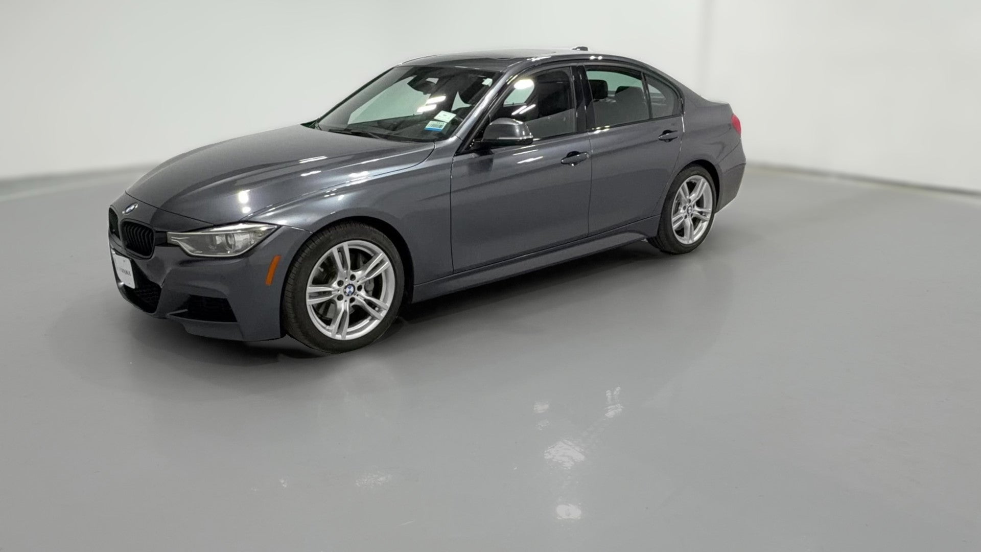 2014 BMW 3 Series vehicle photo