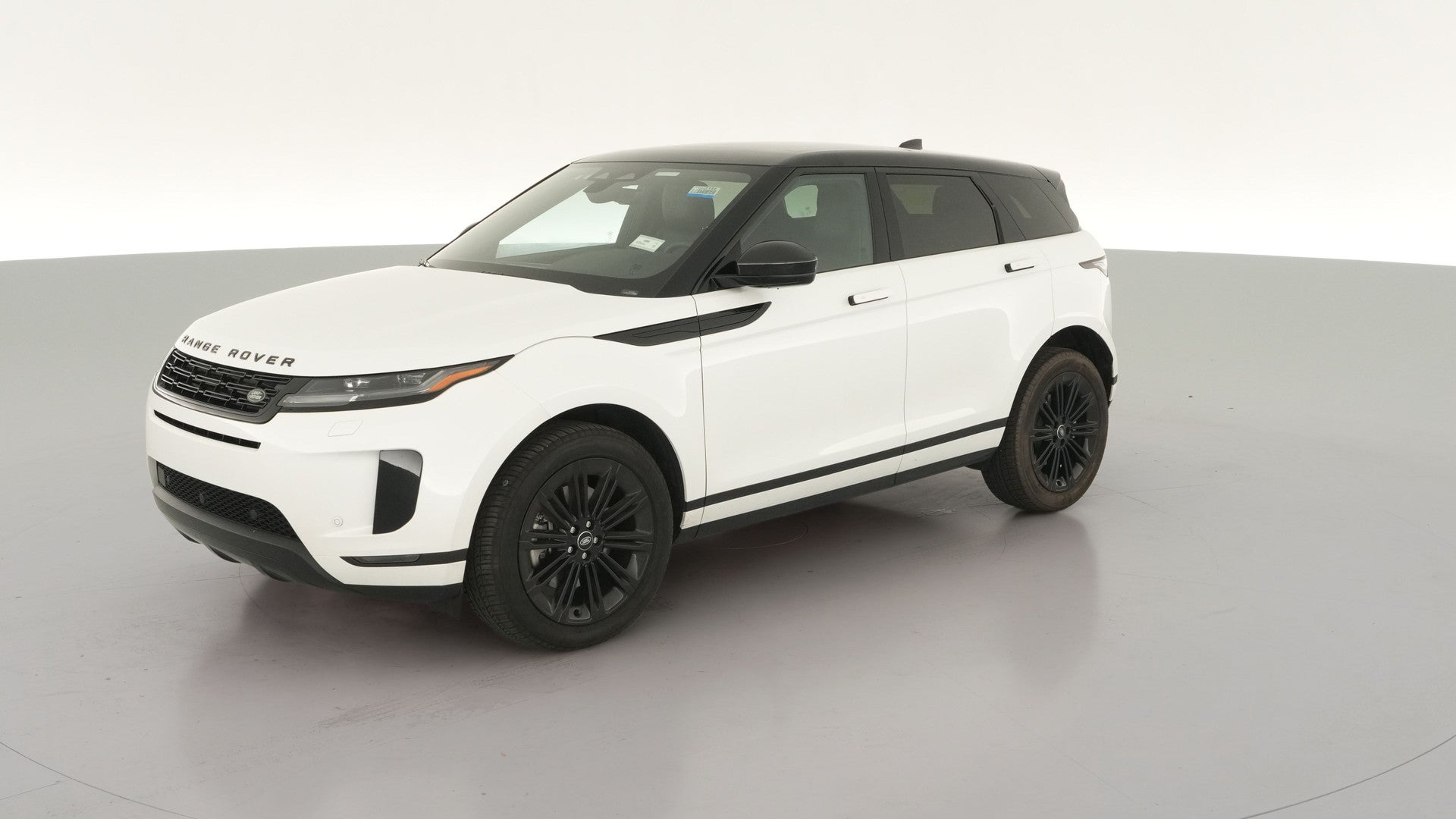 2024 Land Rover Range Rover Evoque vehicle photo