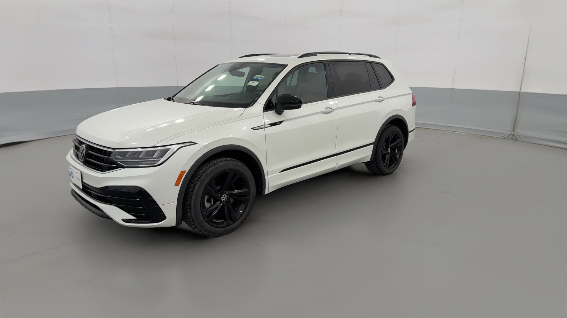 2023 Volkswagen Tiguan vehicle photo