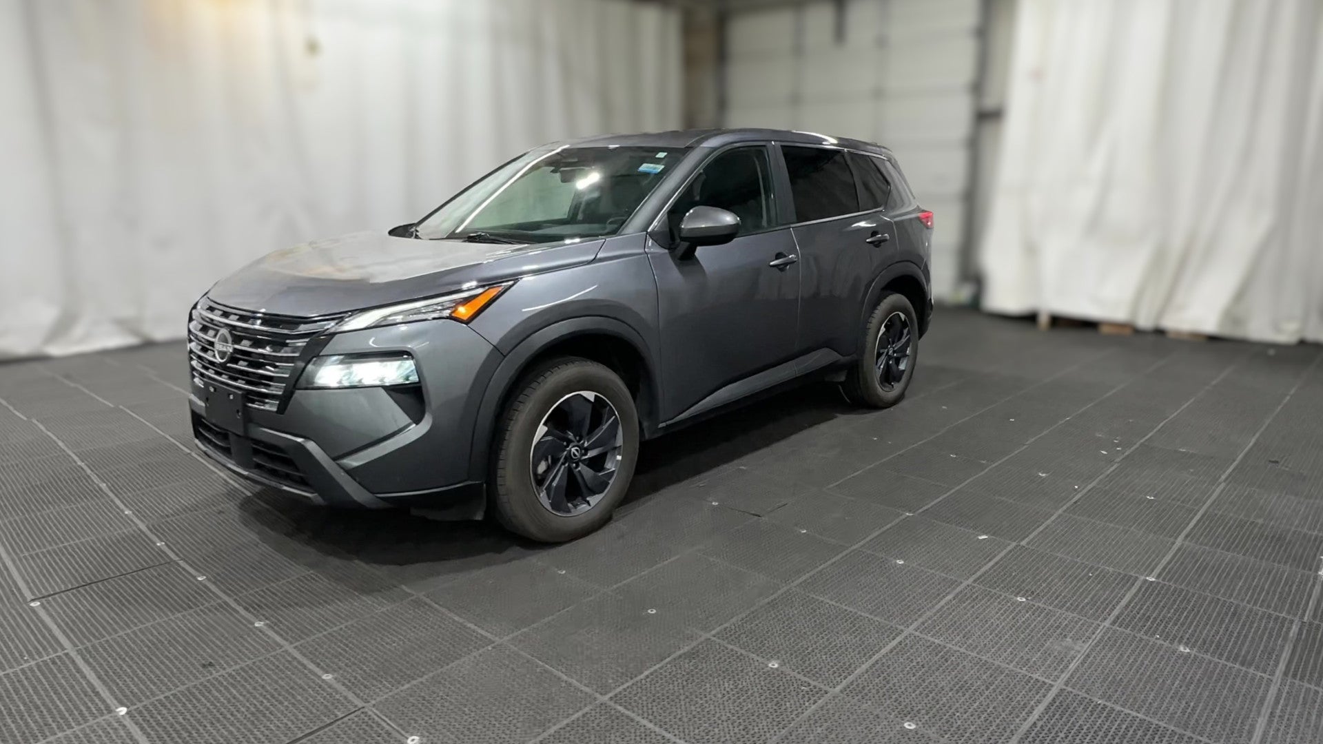 2025 Nissan Rogue vehicle photo