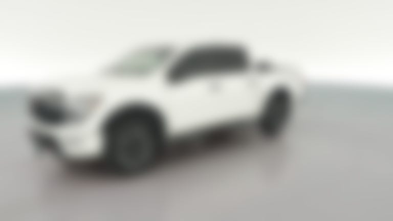 2024 Nissan Titan Crew Cab vehicle photo