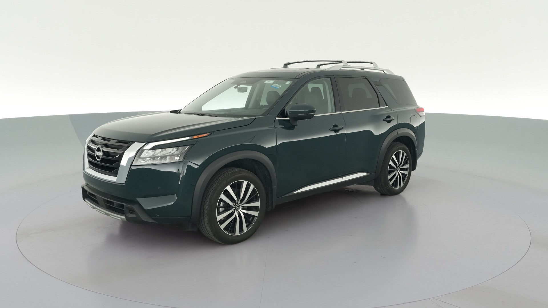 2025 Nissan Pathfinder vehicle photo