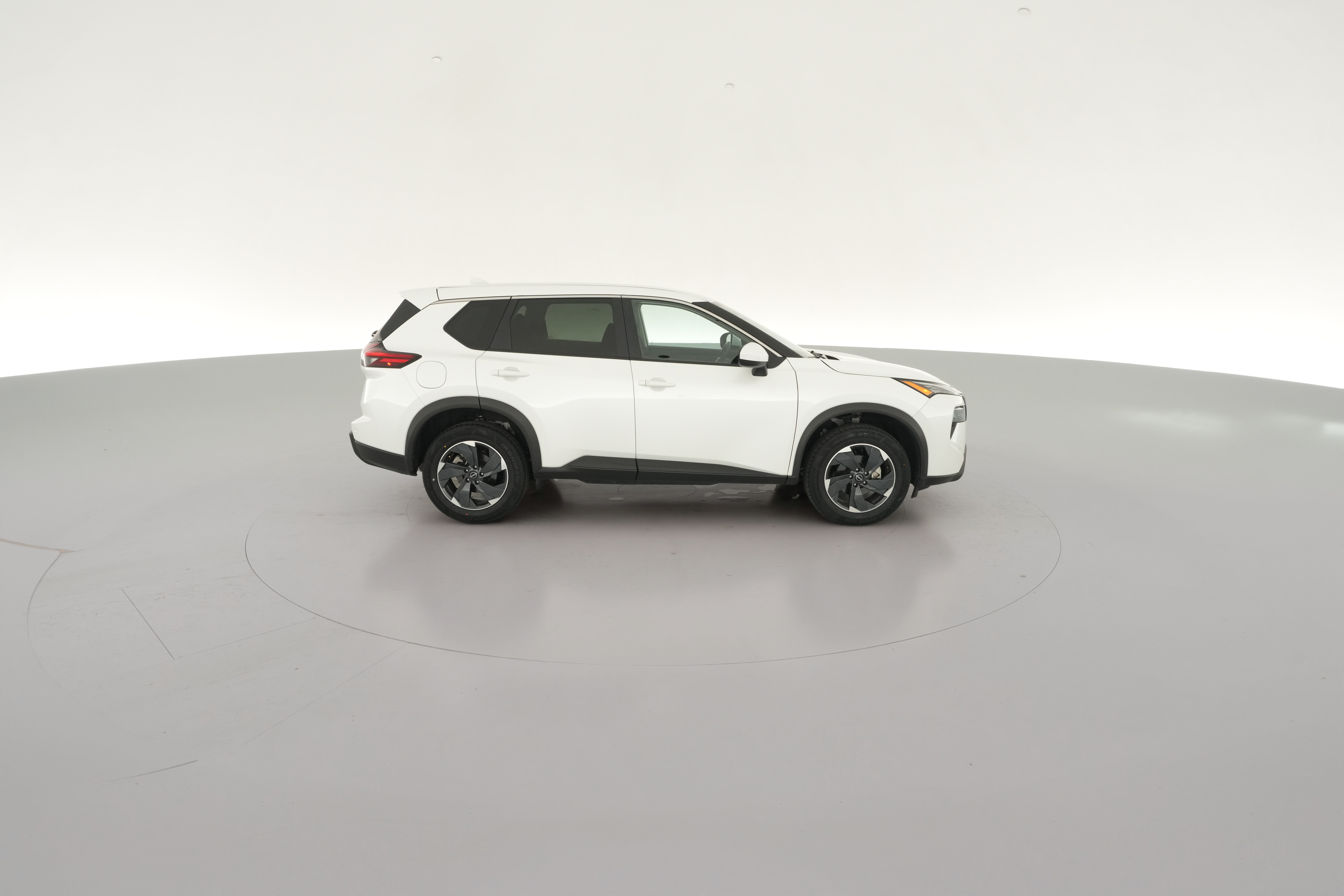 2025 Nissan Rogue SV - Photo 37