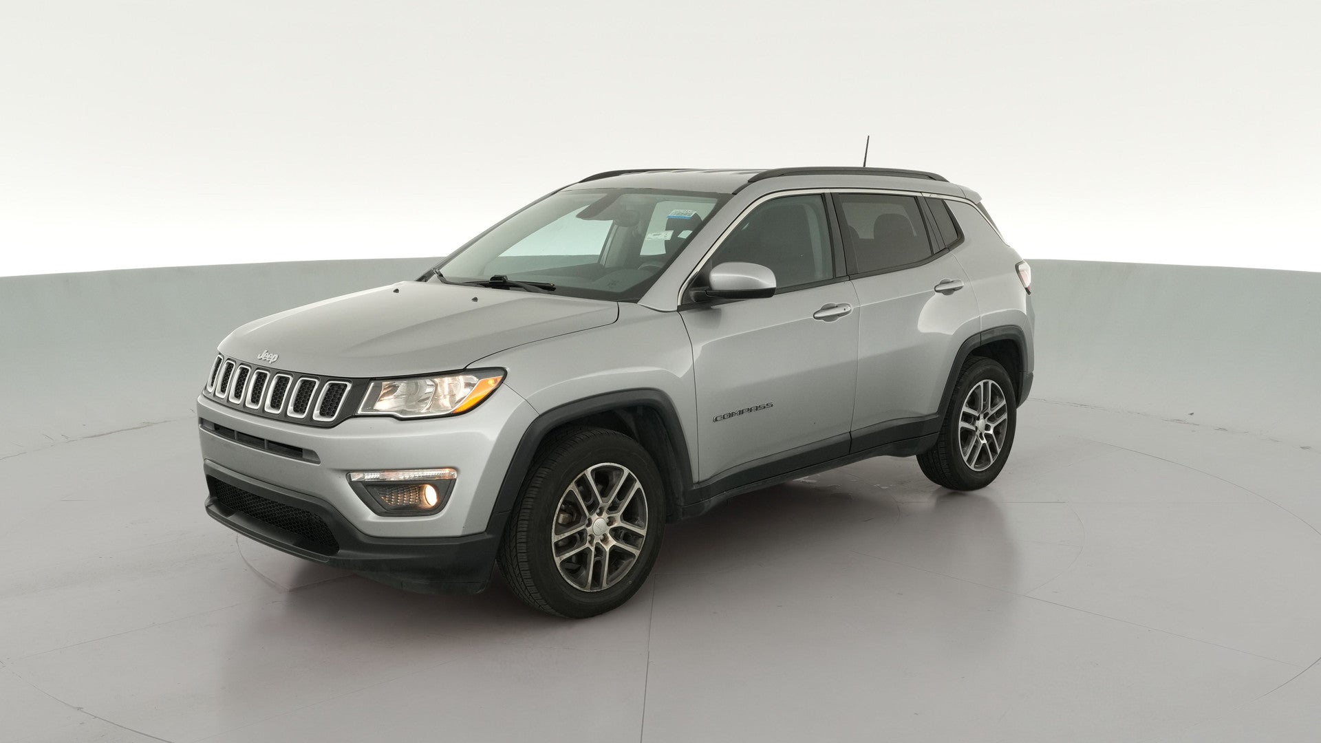 2018 Jeep Compass vehicle photo
