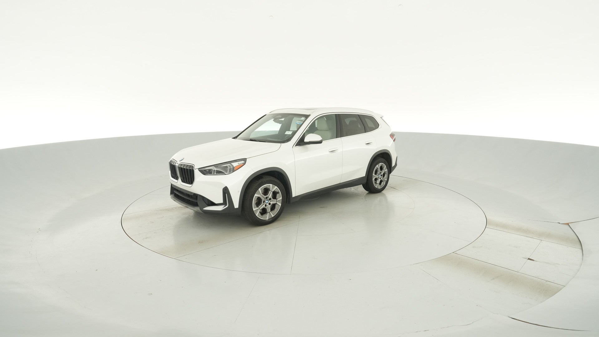 2023 BMW X1 vehicle photo
