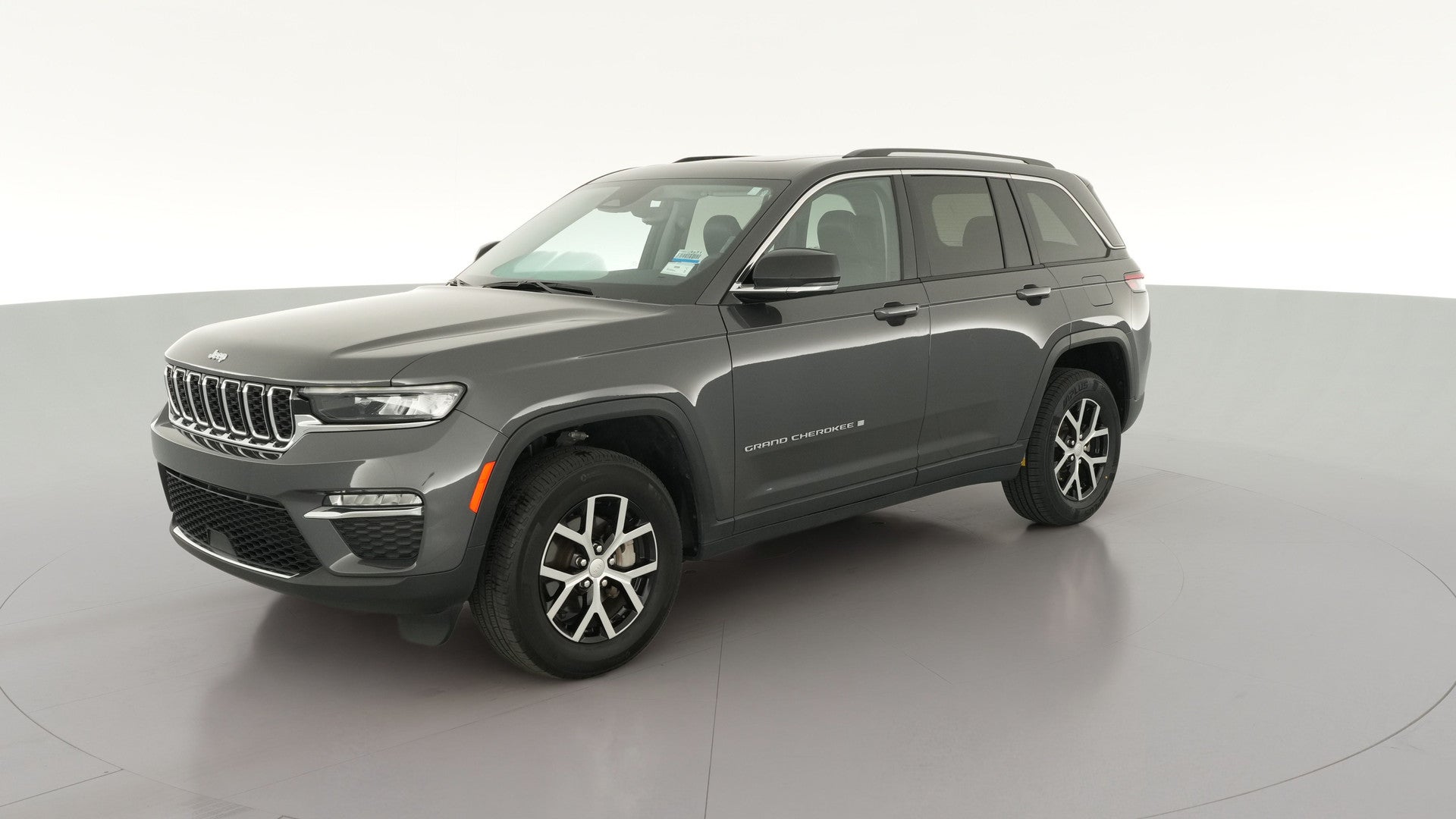 2024 Jeep Grand Cherokee vehicle photo