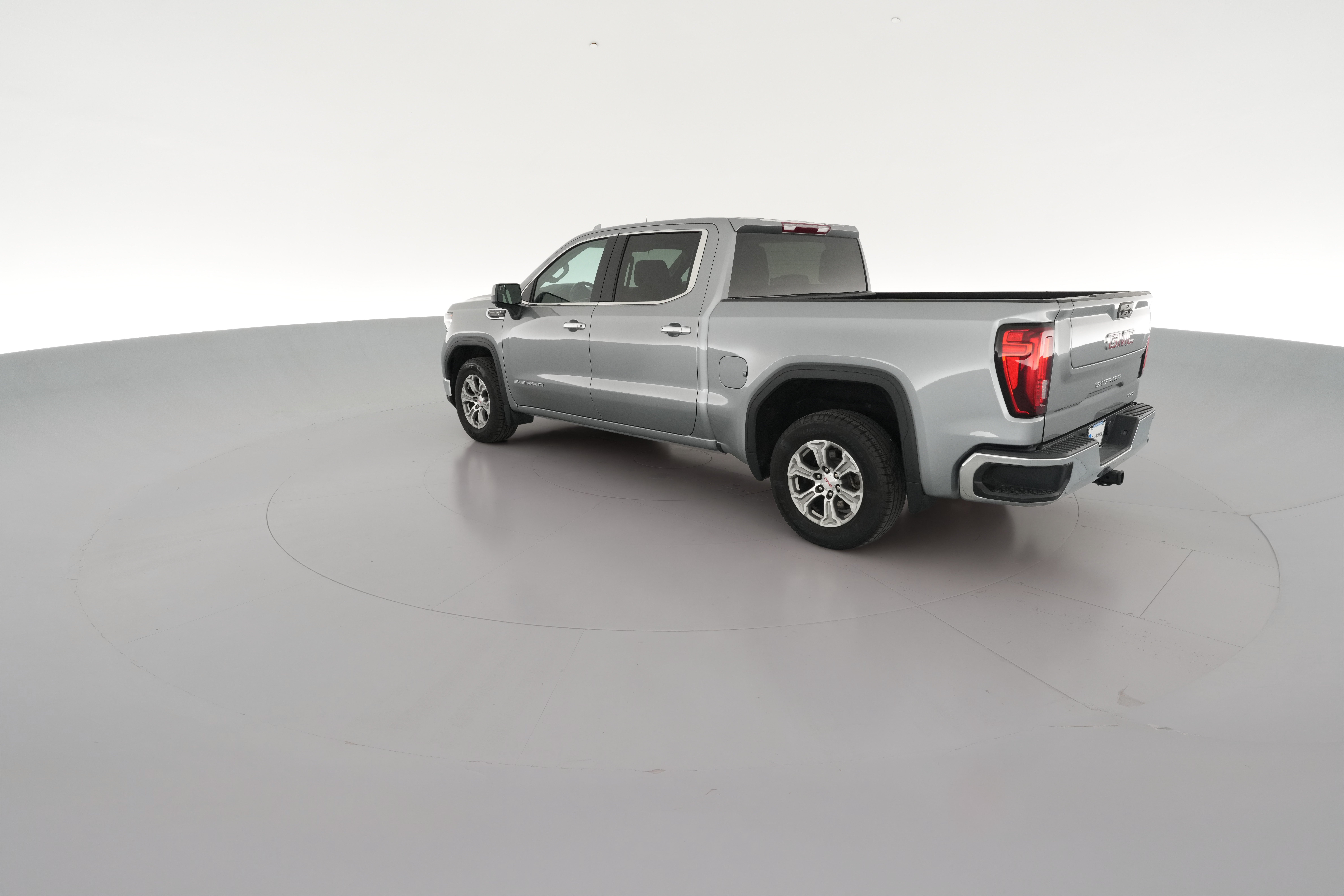 2024 GMC Sierra 1500 SLT - Photo 35