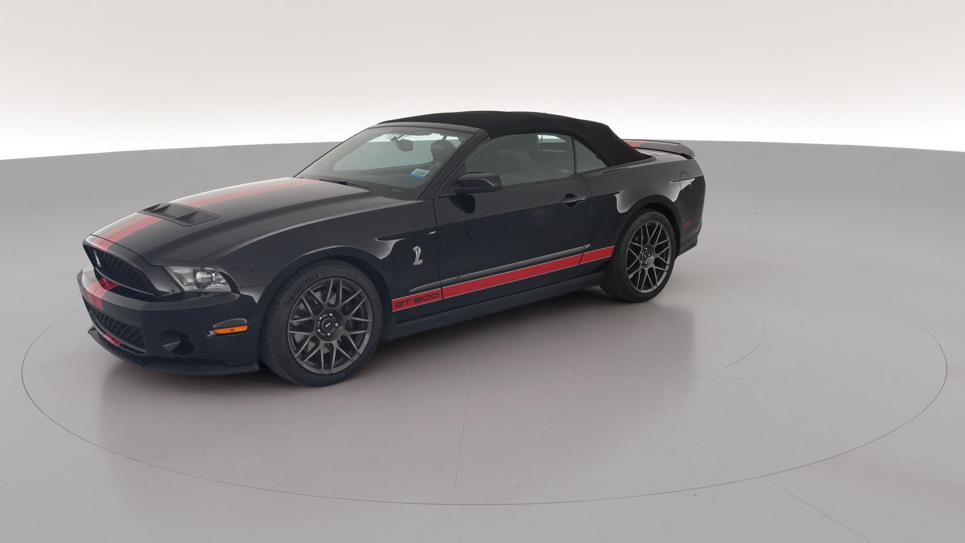 2011 Ford Mustang vehicle photo