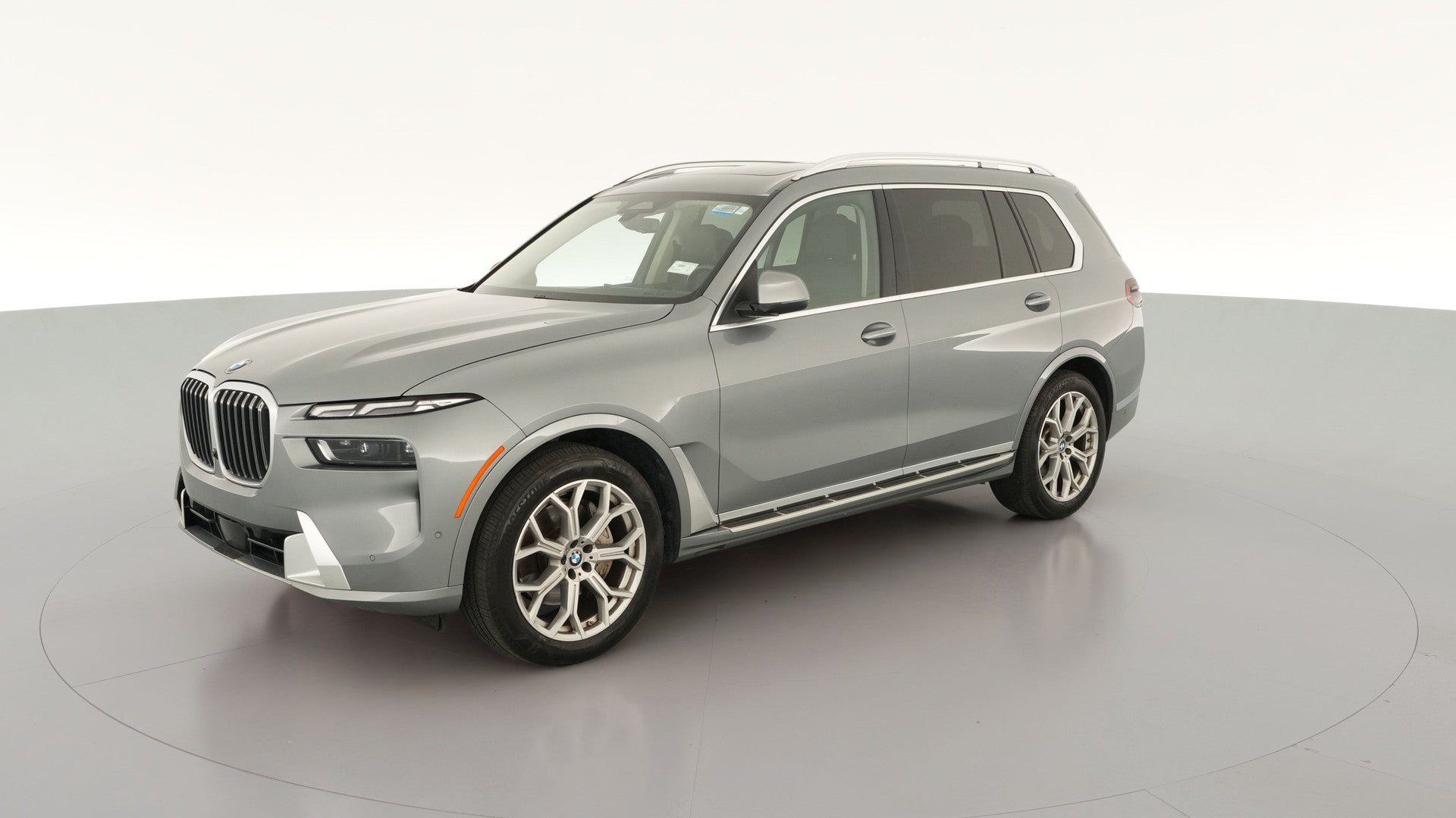 2025 BMW X7 vehicle photo