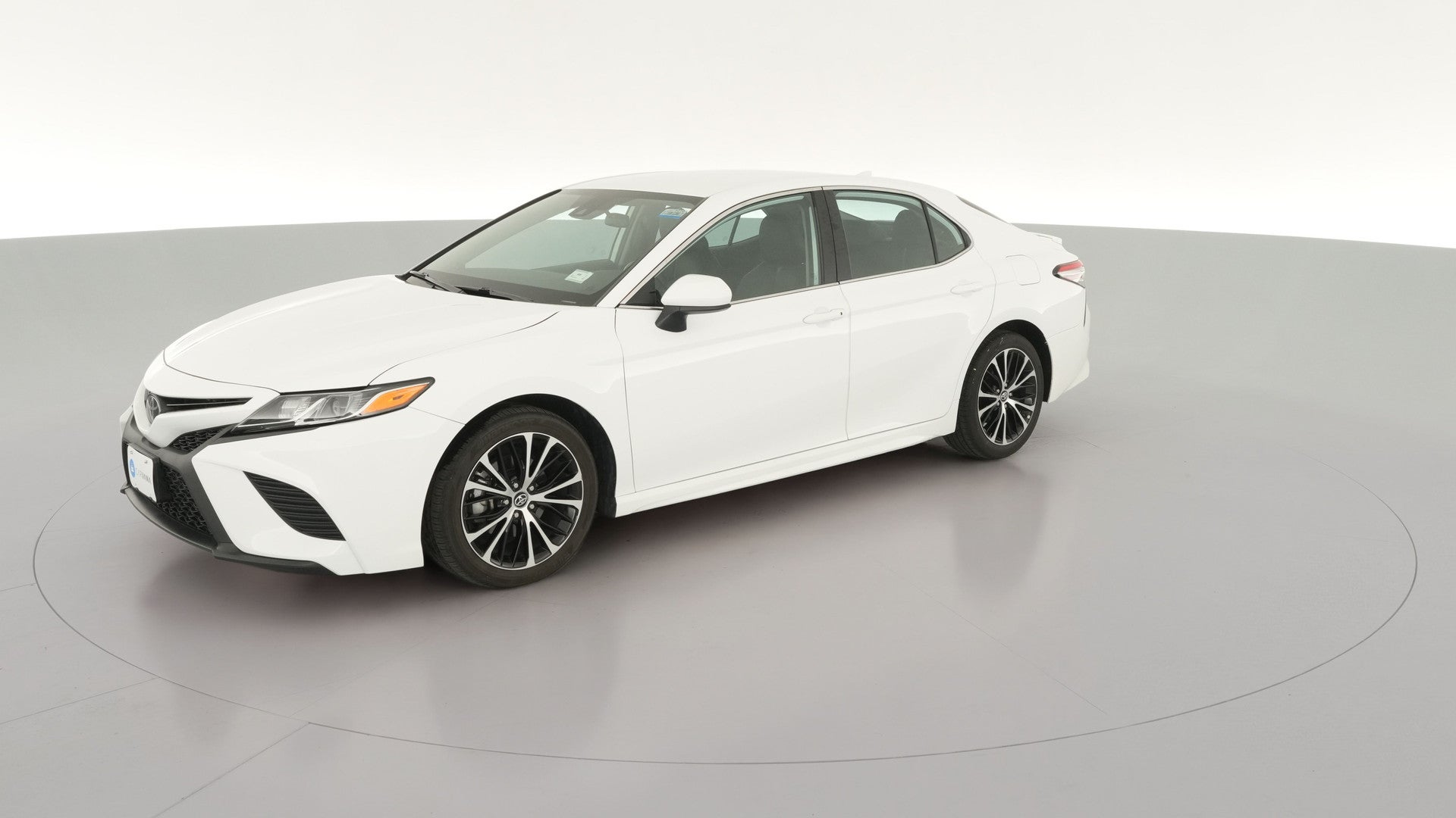 2019 Toyota Camry vehicle photo