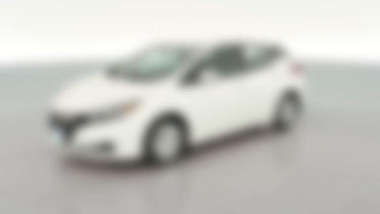 2025 Nissan LEAF vehicle photo