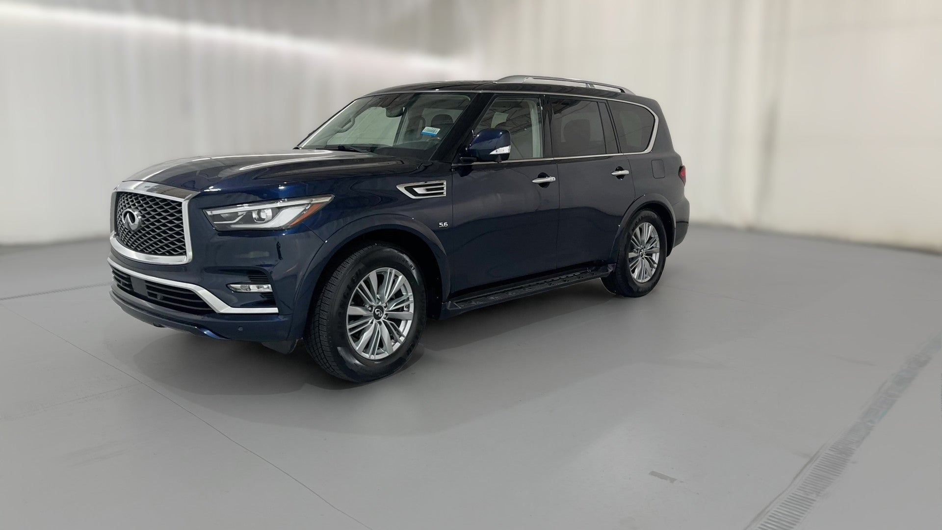 2019 INFINITI QX80 vehicle photo