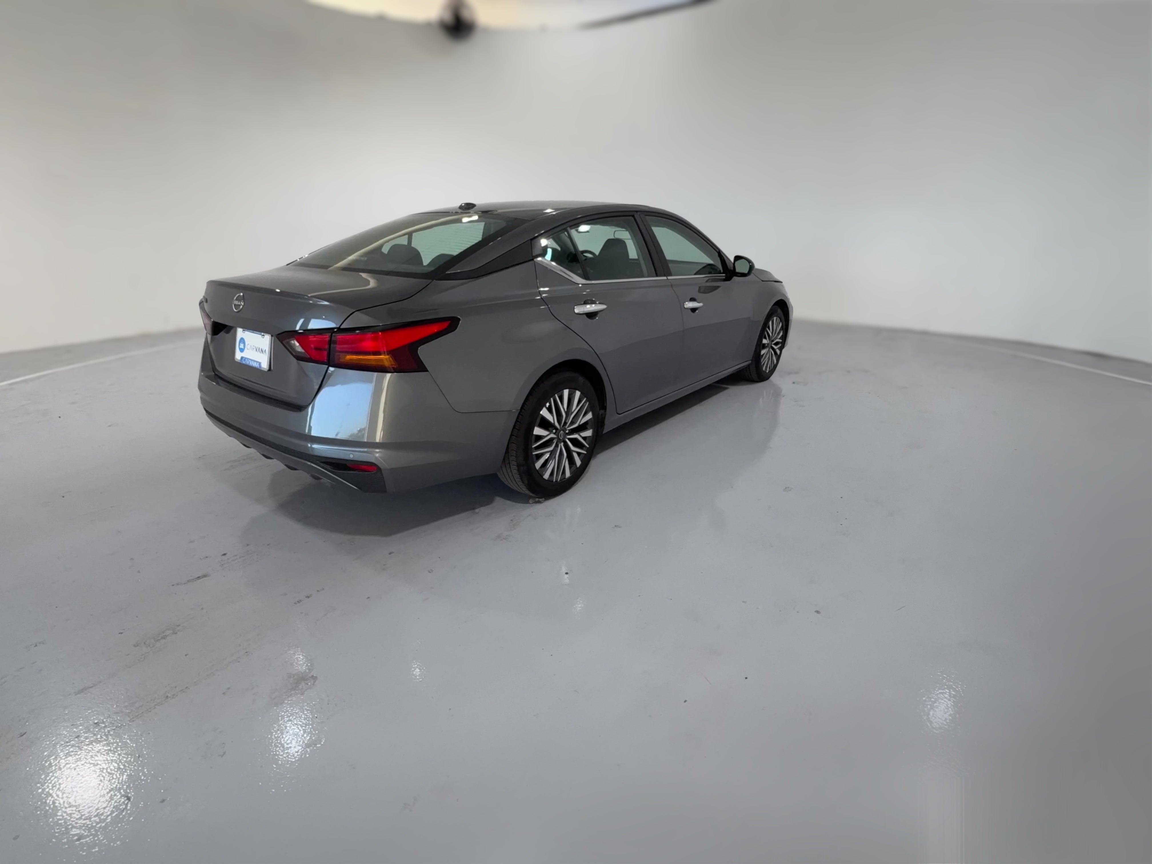 2025 Nissan Altima SV - Photo 32