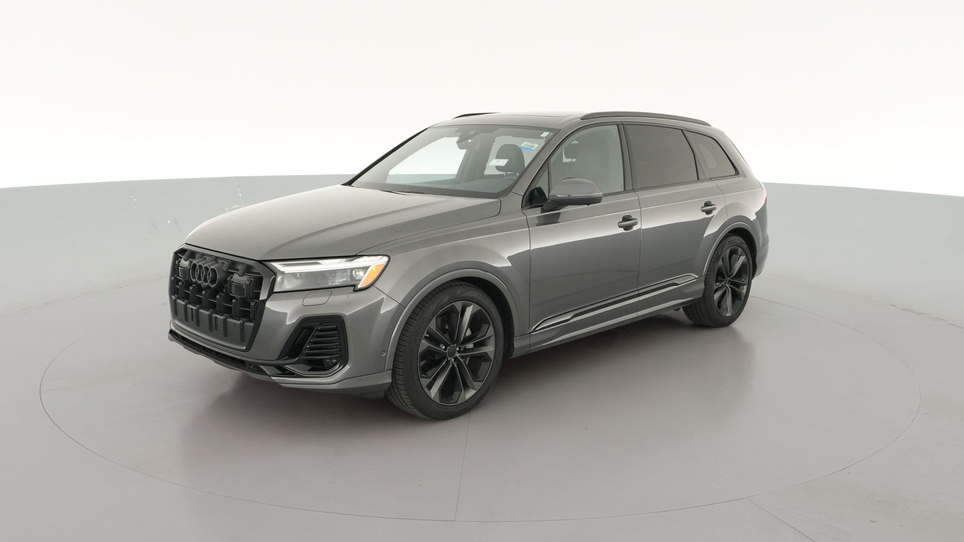 2026 Audi Q7 vehicle photo