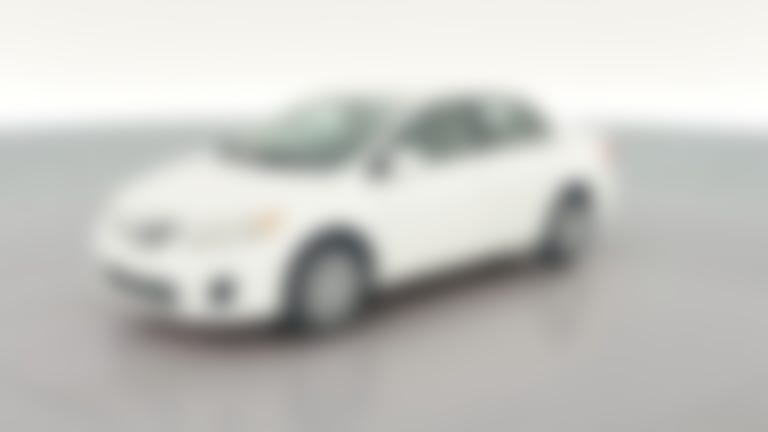2013 Toyota Corolla vehicle photo