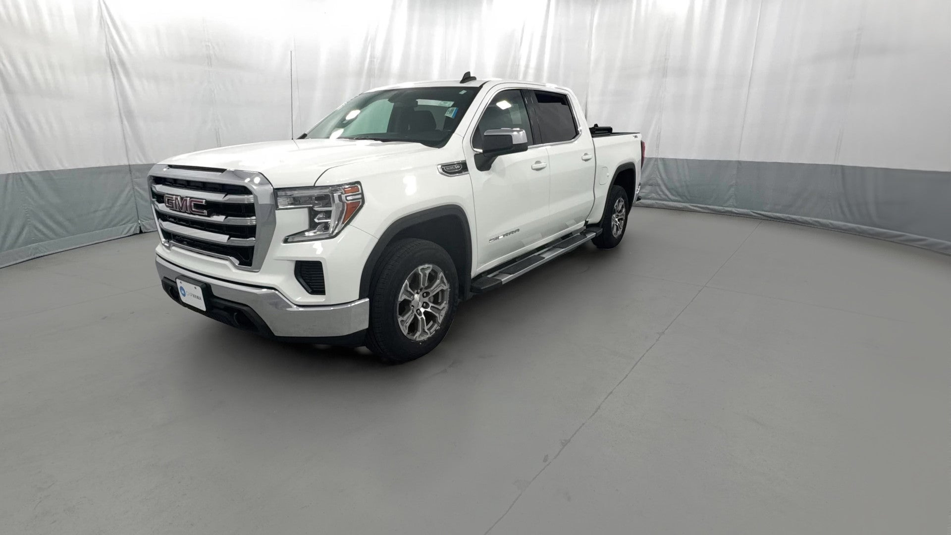 2021 GMC Sierra 1500 Crew Cab vehicle photo