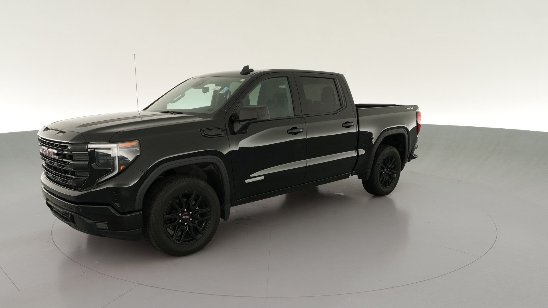 2024 GMC Sierra 1500 Crew Cab vehicle photo