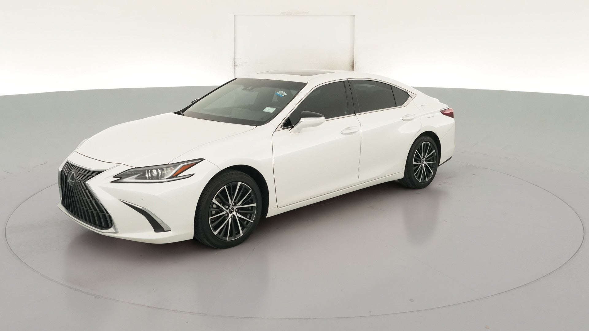 2024 Lexus ES vehicle photo