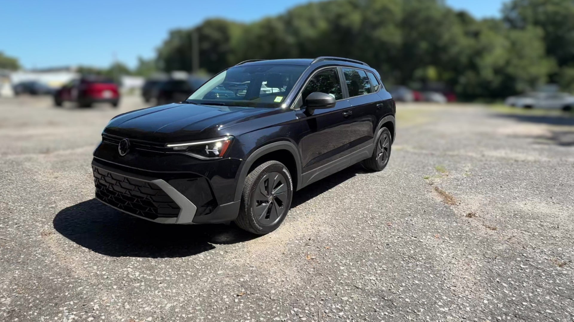 2026 Volkswagen Taos vehicle photo