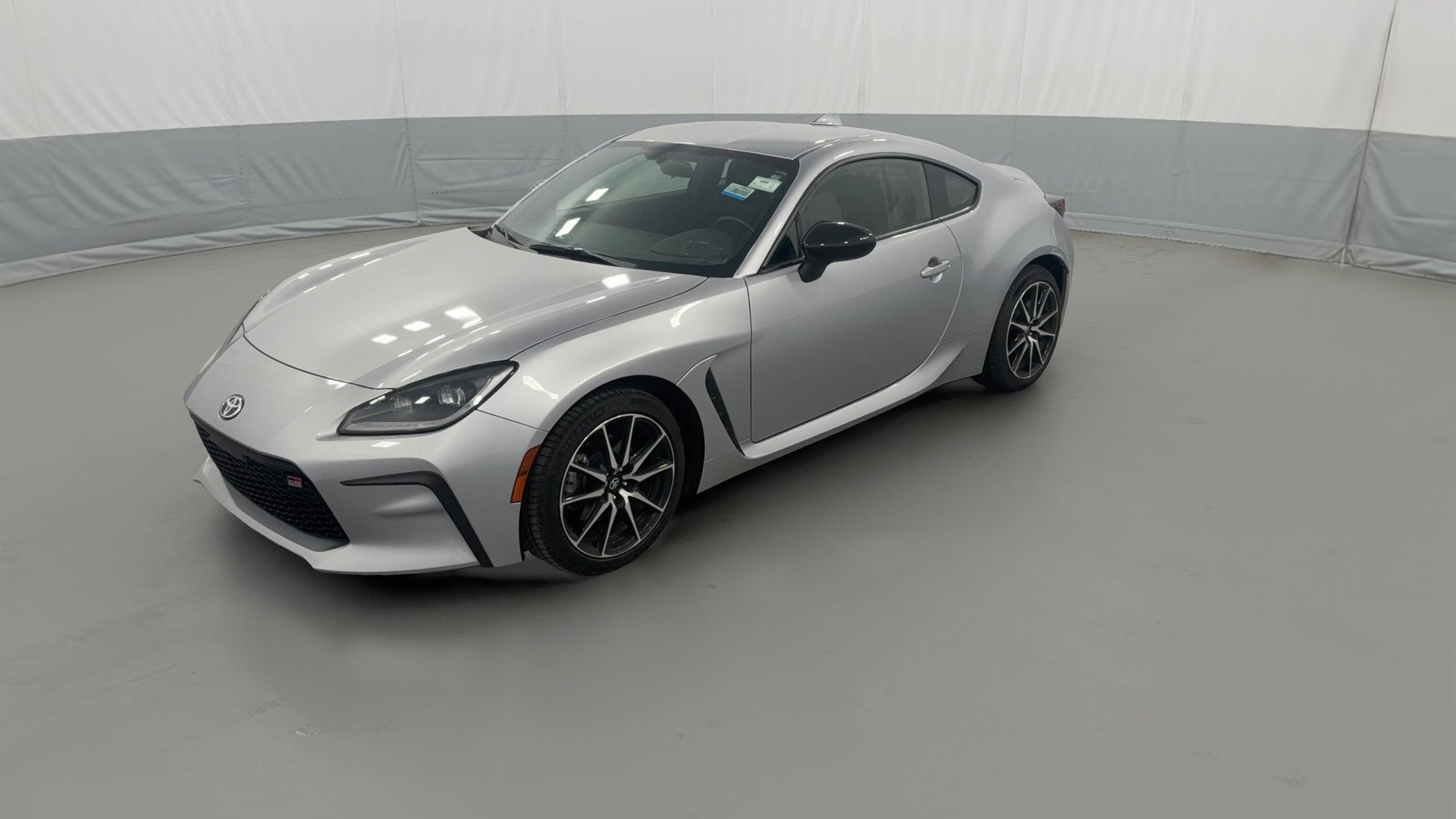 2024 Toyota GR86 vehicle photo