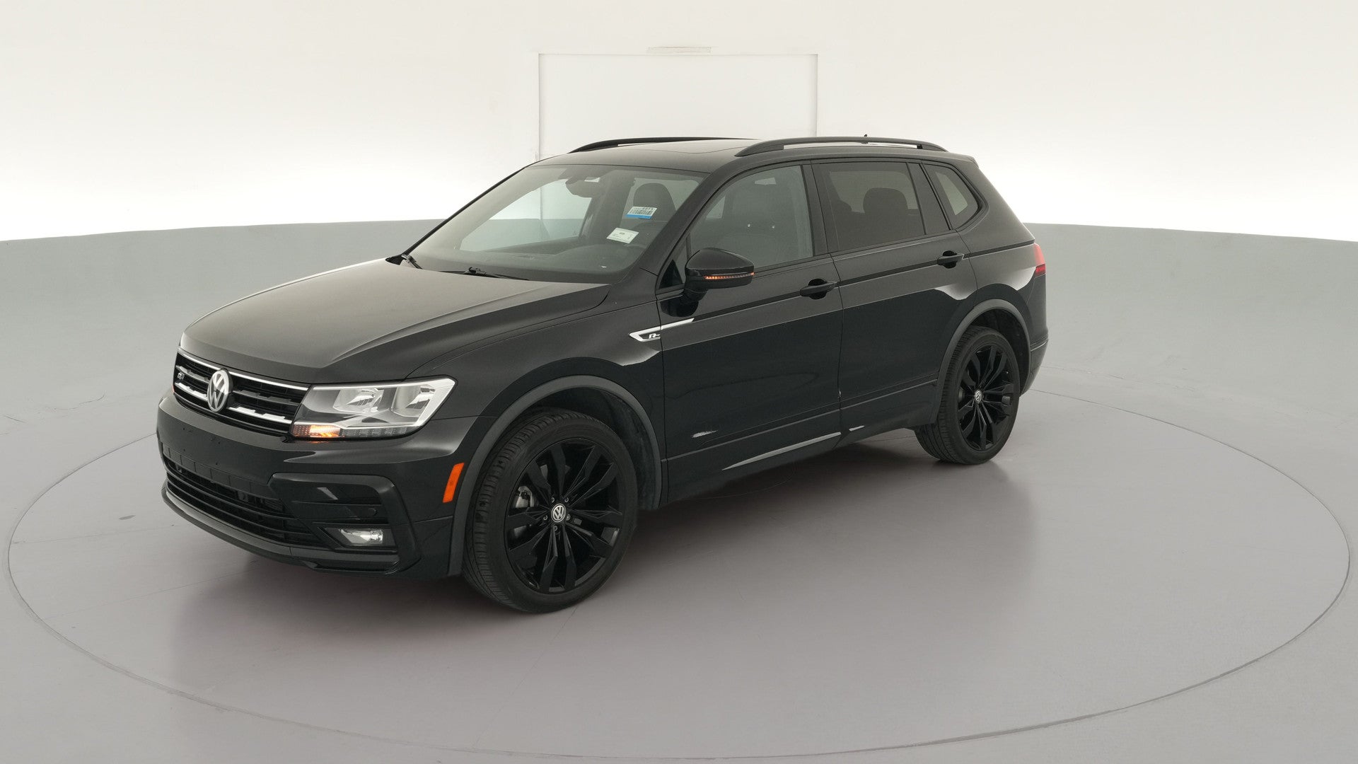 2021 Volkswagen Tiguan vehicle photo