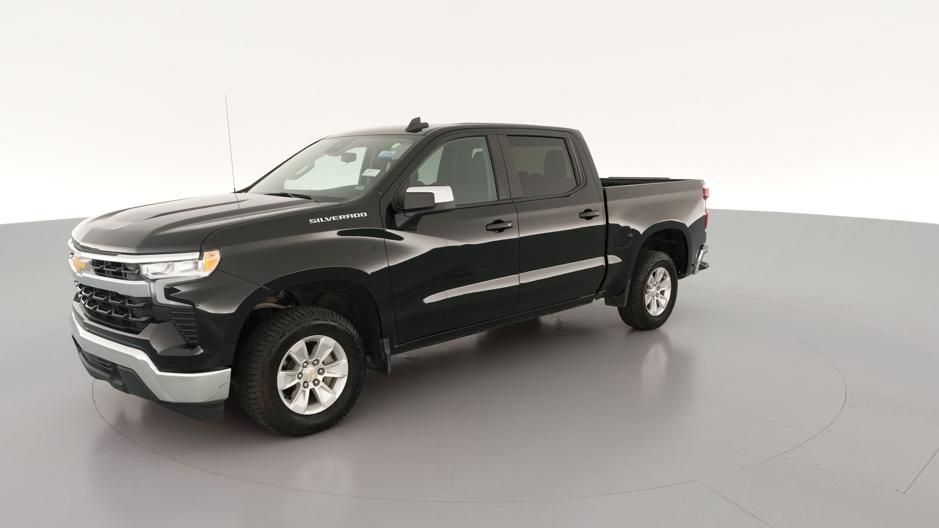 2025 Chevrolet Silverado 1500 Crew Cab vehicle photo