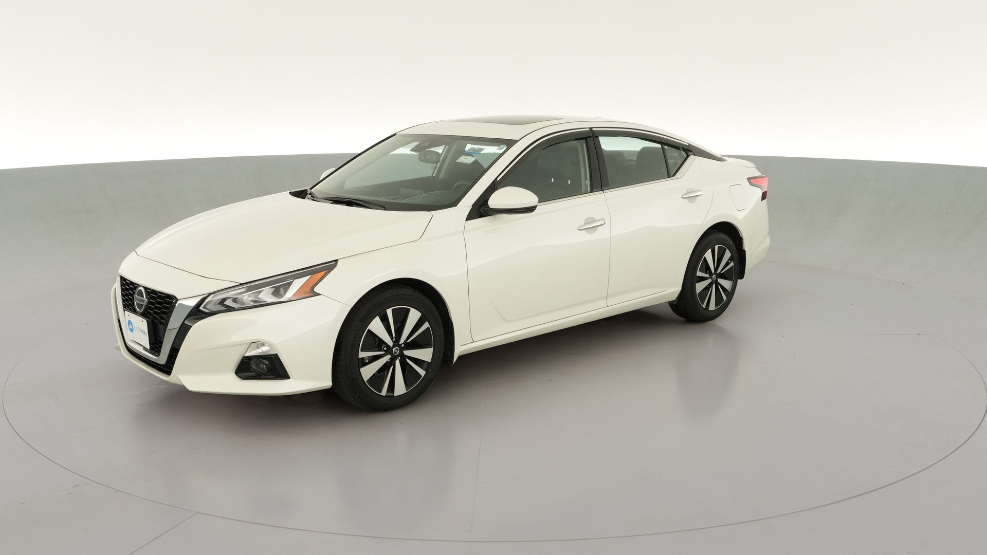 2020 Nissan Altima vehicle photo