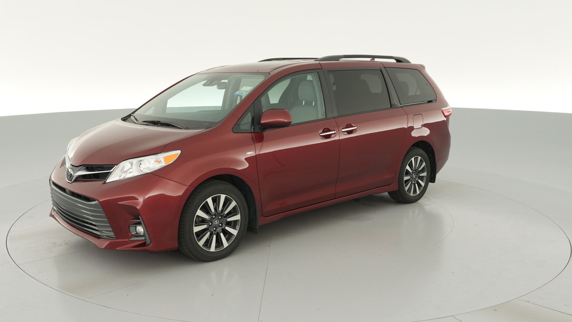 2018 Toyota Sienna vehicle photo